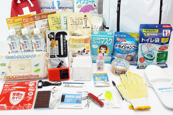 避難生活で実際に必要な物は？時系列順必需品リスト